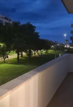 Casetta Lungomare 公寓 *